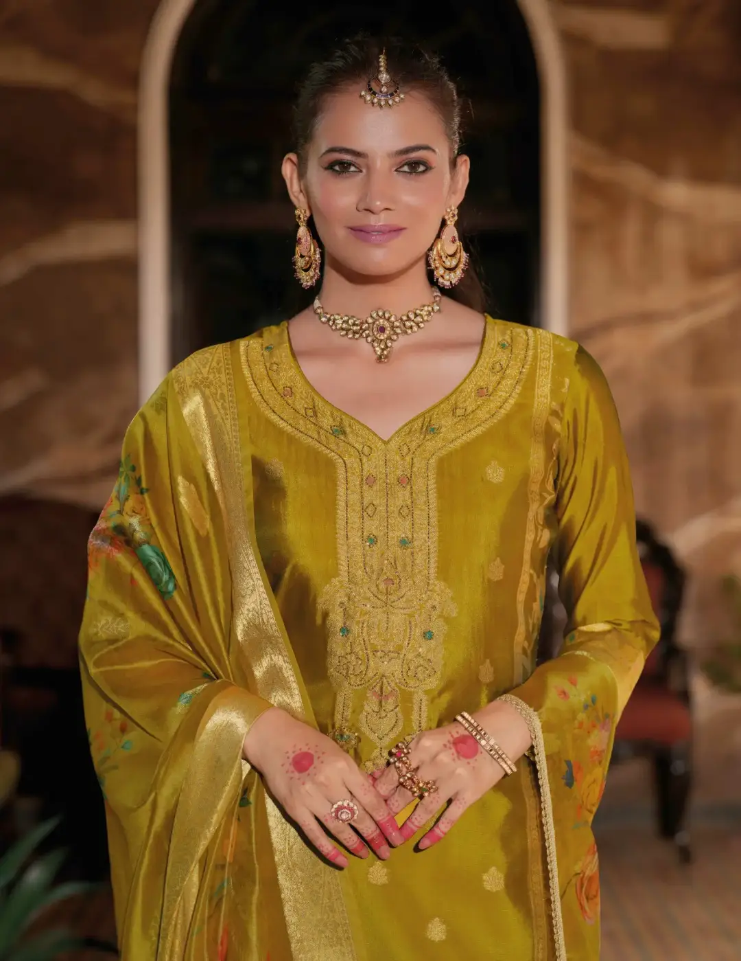 Ethnic Wear for Women: Kurta, Saree, Lehenga or Anarkali – What to Choose?